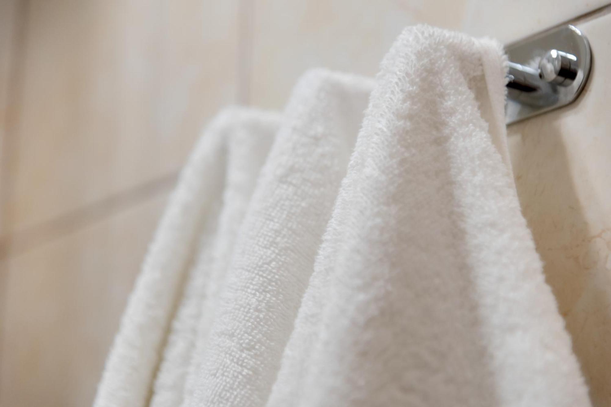 Apartments And Rooms With Parking Space Rogoznica - 10339 Номер фото